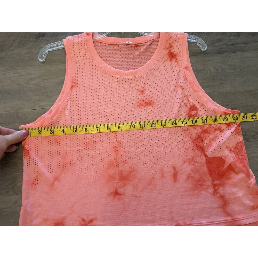 Lululemon Train to Be Tank Size 10 Rain Marble Dye Raspberry Cream
